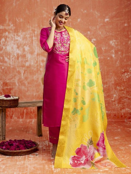 VP 9697 Women Silk Blend Kurta Pant Dupatta Set